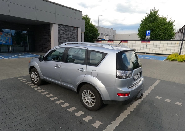 Mitsubishi Outlander cena 22200 przebieg: 310000, rok produkcji 2008 z Kraków małe 326